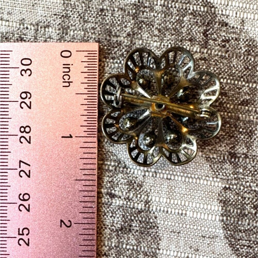 Vintage Silver-Toned Brooch With Blue Rhinestones Floral Design Mid-Century - Picture 6 of 9